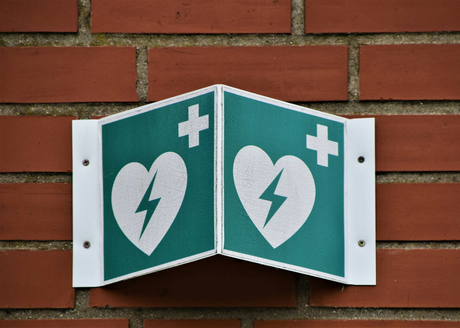 AED Awareness Posters (5-pack)