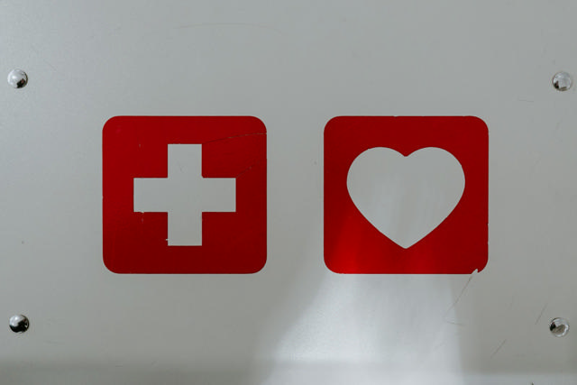 Basic Surface-Mounted AED Cabinet